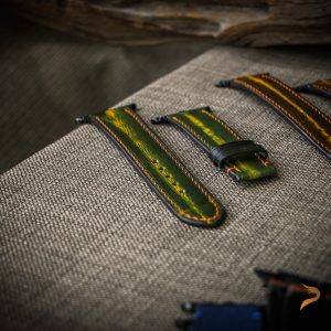 Dây đồng hồ Da Vegtan handmade – màu patina xanh lá 13